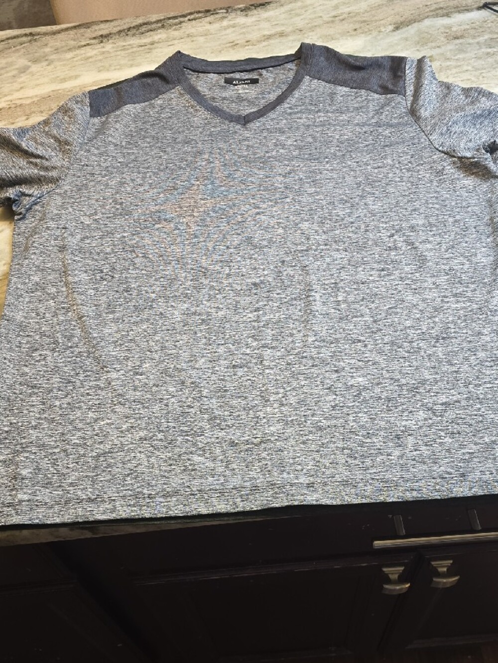 Alfani Mens Bundle Of 2 T-Shirts - Picture 3 of 5